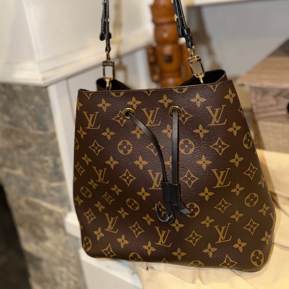 Louis Vuitton NeoNoe